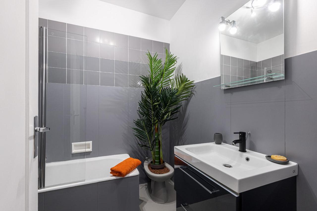 Open View Studio & Garage Nice Bagian luar foto